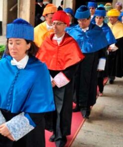 TRAJE ACADÉMICO