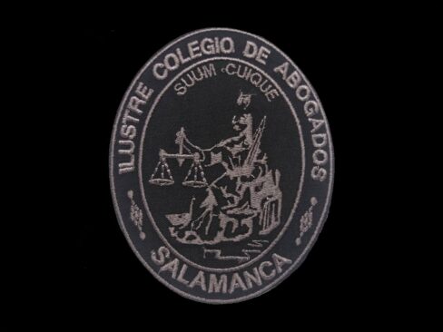 Escudo bordado a maquina colegio de abogados de salamanca negro